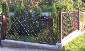 Kovaná ohrada KB24