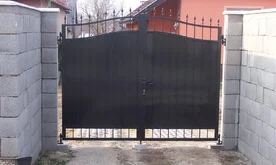 Plná brána Kovarce KB64